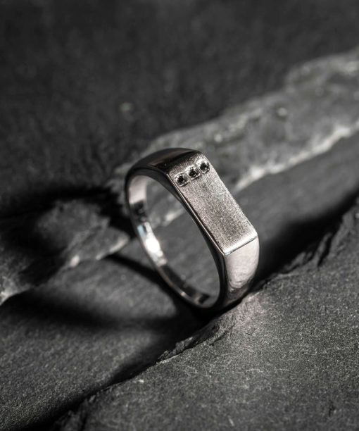 Ring i 925 sølv med sort zirkonia - Bilde 4