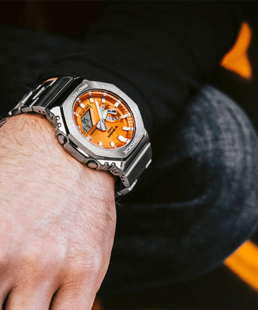 Alternative view of Casio G-Shock - GM-2110D-4AER