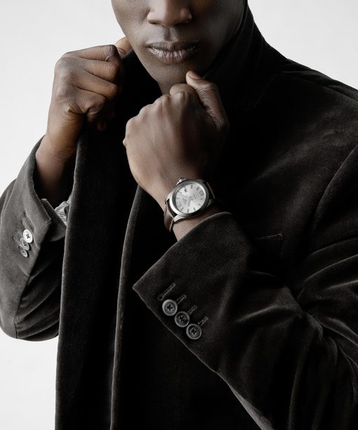 Alternative view of Longines Conquest 41mm - L3.759.4.76.5