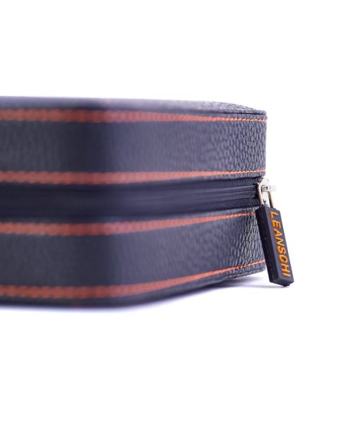 Alternative view of Leanschi 4 slot pouch/black
