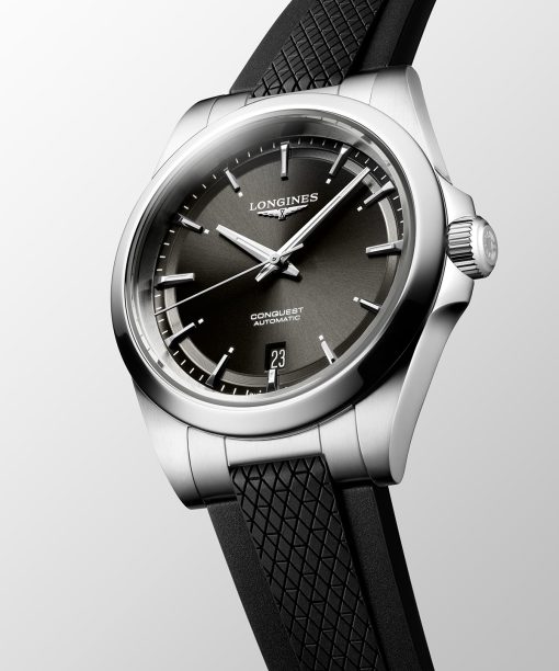 Alternative view of Longines Conquest 38mm - L3.720.4.52.9