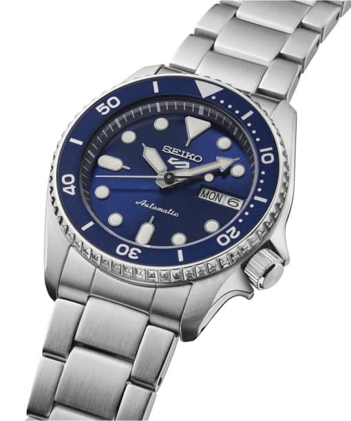 Alternative view of Seiko 5 Sports "SKX Series" 38mm - SRPL77K1